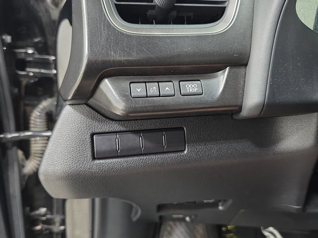 Used 2020 Lexus UX 250h w/ Premium Package AWD/4WD image 26