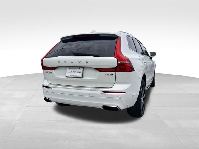 Used 2018 Volvo XC60 T5 Inscription w/ Convenience Package AWD/4WD image 5