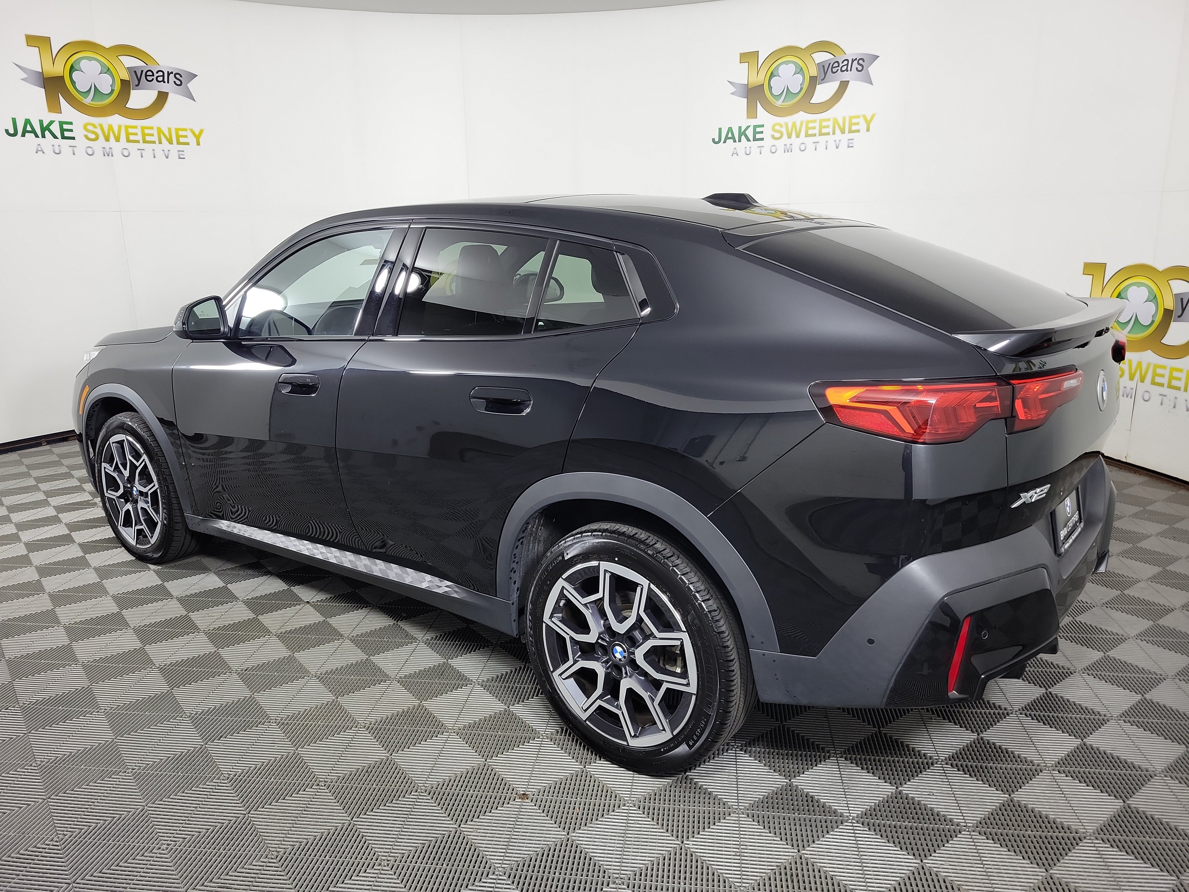 Used 2026 BMW X2 xDrive28i AWD/4WD image 5
