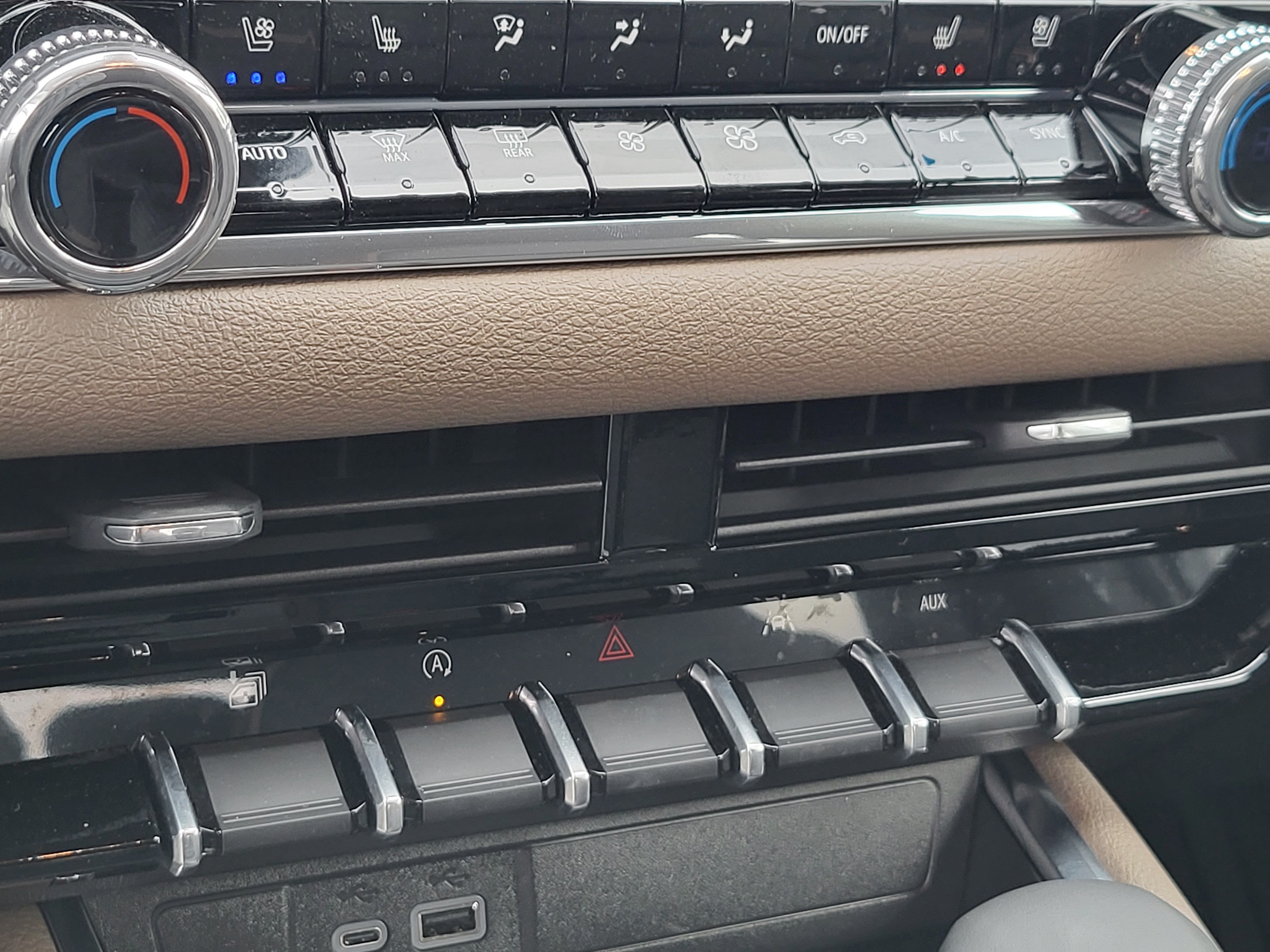 New 2026 GMC Canyon Denali AWD/4WD image 19
