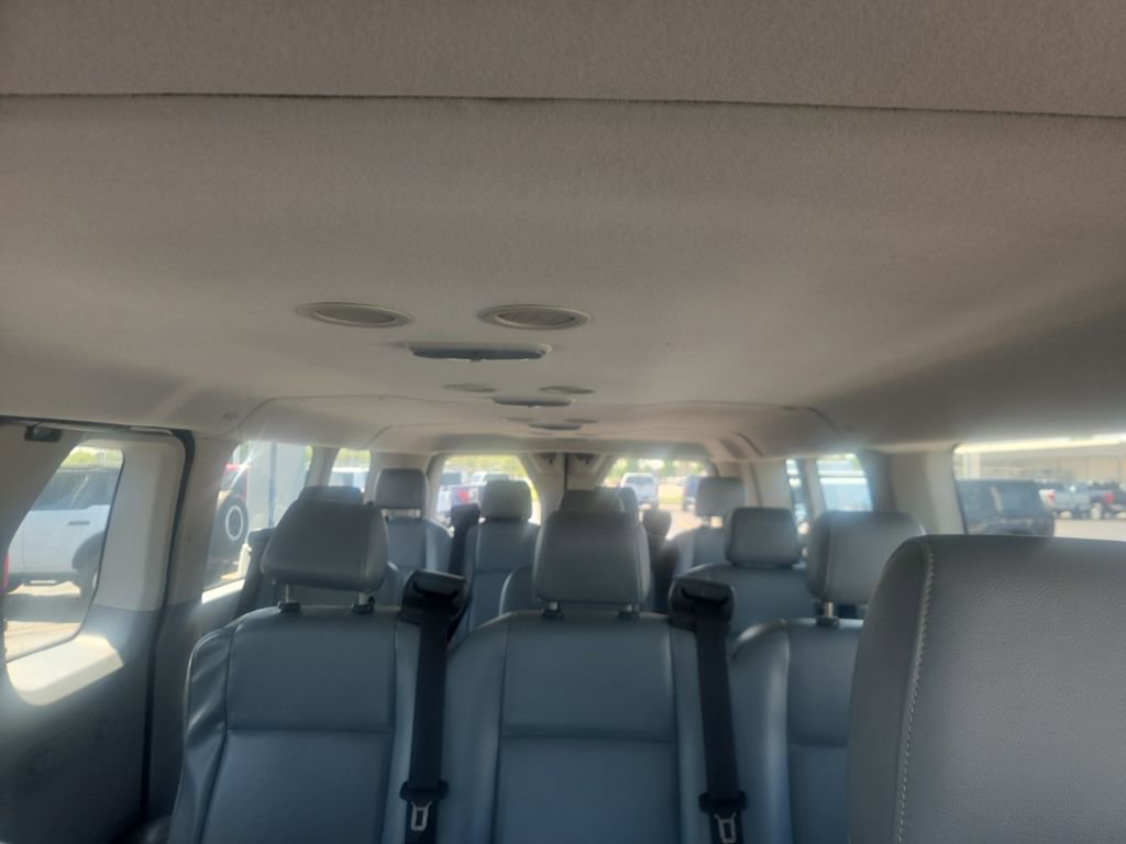 Used 2015 Ford Transit 350 XL RWD image 16