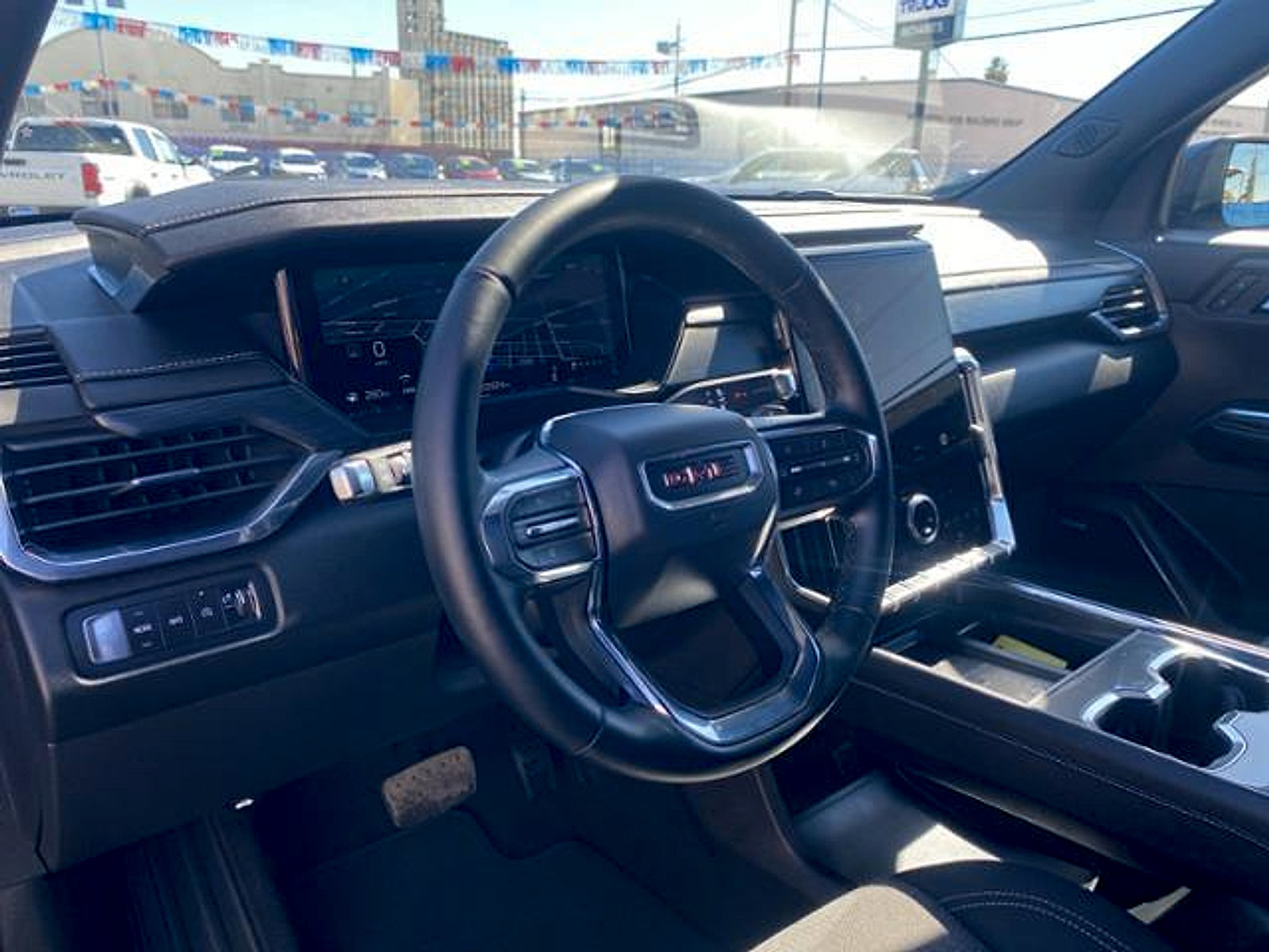 Used 2025 GMC Acadia Elevation AWD/4WD image 29