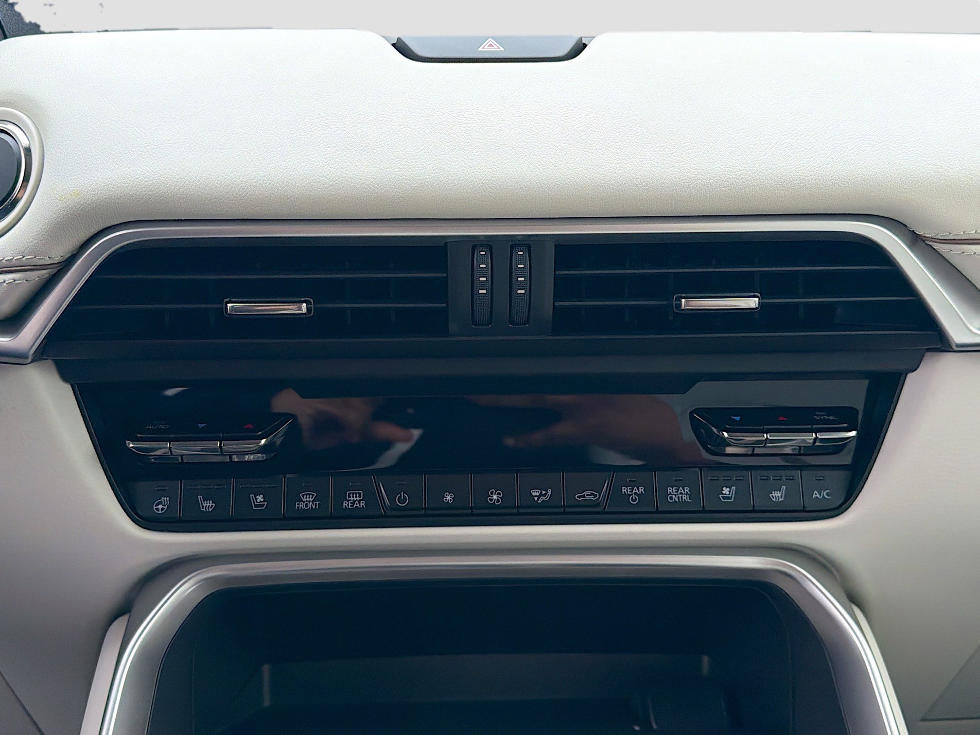 New 2026 MAZDA CX-90 3.3 Turbo w/ Premium Plus Pkg image 38