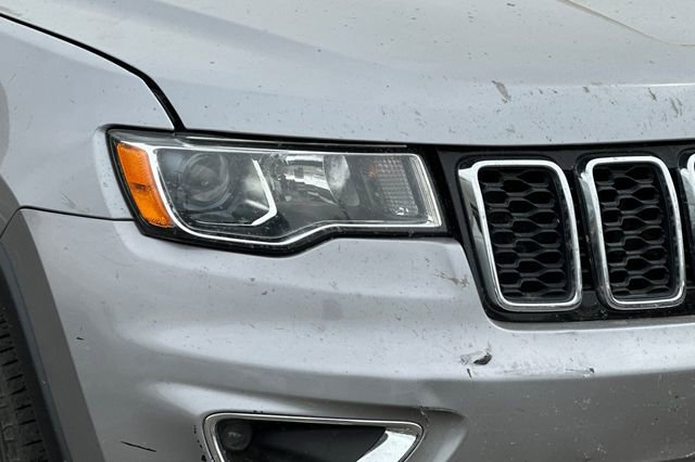 Certified 2020 Jeep Grand Cherokee Laredo w/ Laredo X Package RWD image 11