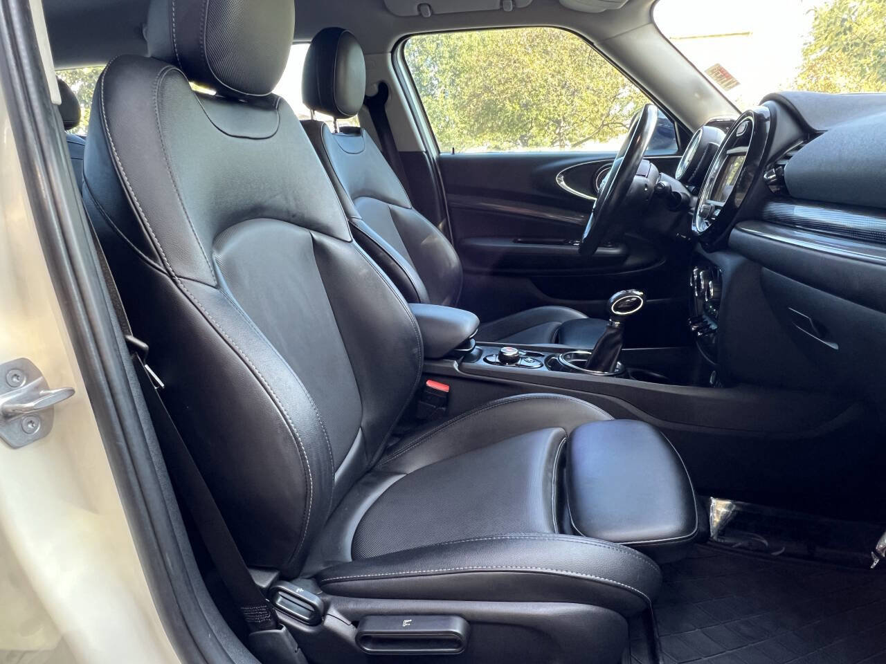 Used 2017 MINI Cooper Clubman S image 33