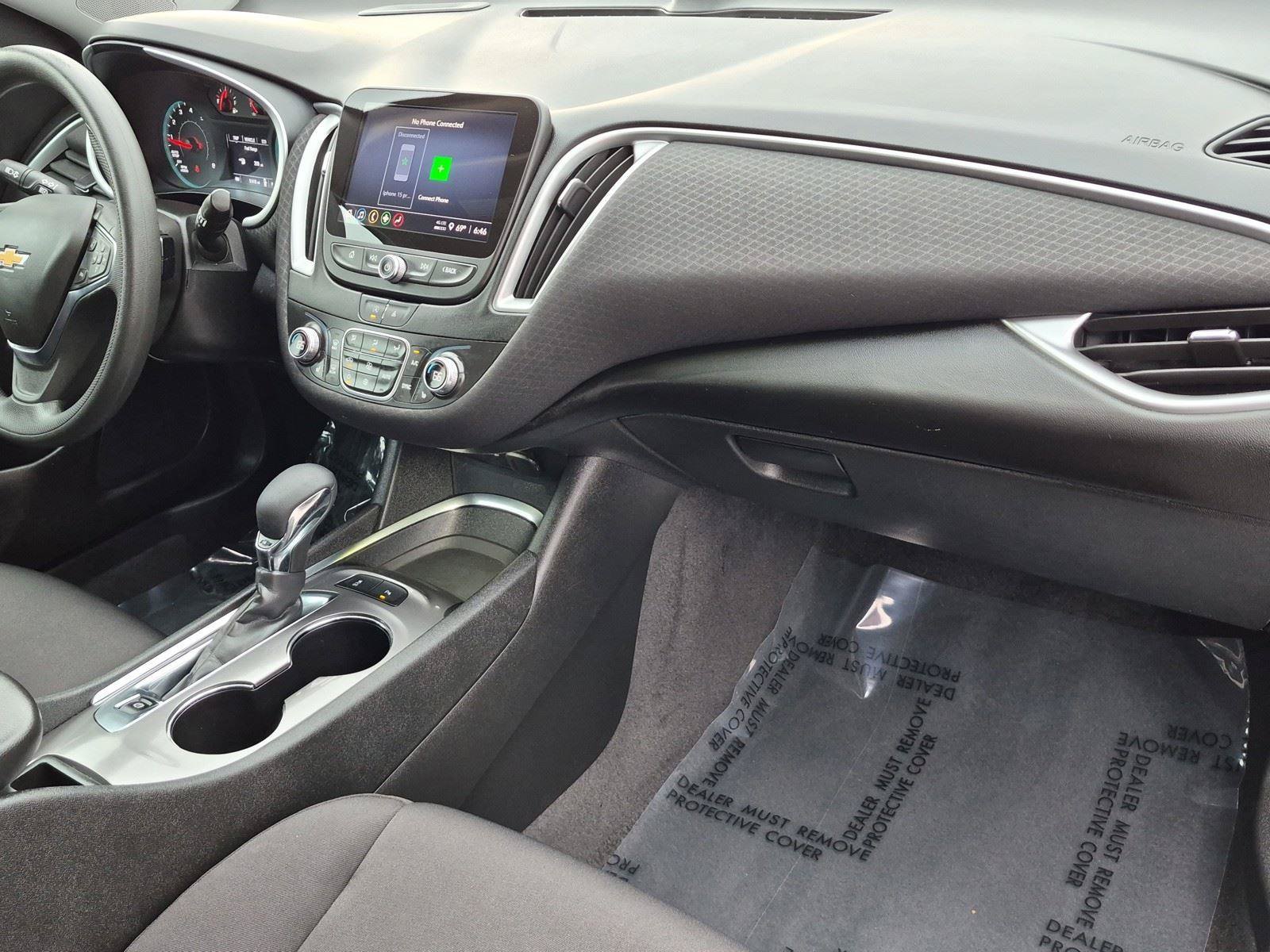 Used 2024 Chevrolet Malibu LT FWD image 11