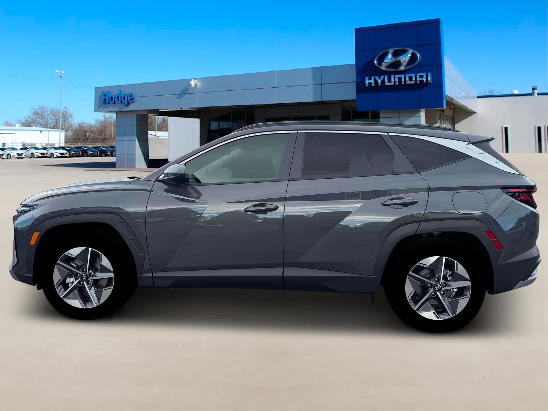 New 2026 Hyundai Tucson SEL image 3