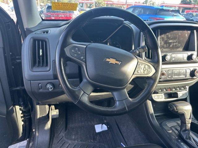 Used 2020 Chevrolet Colorado Z71 w/ Z71 Midnight Edition image 13