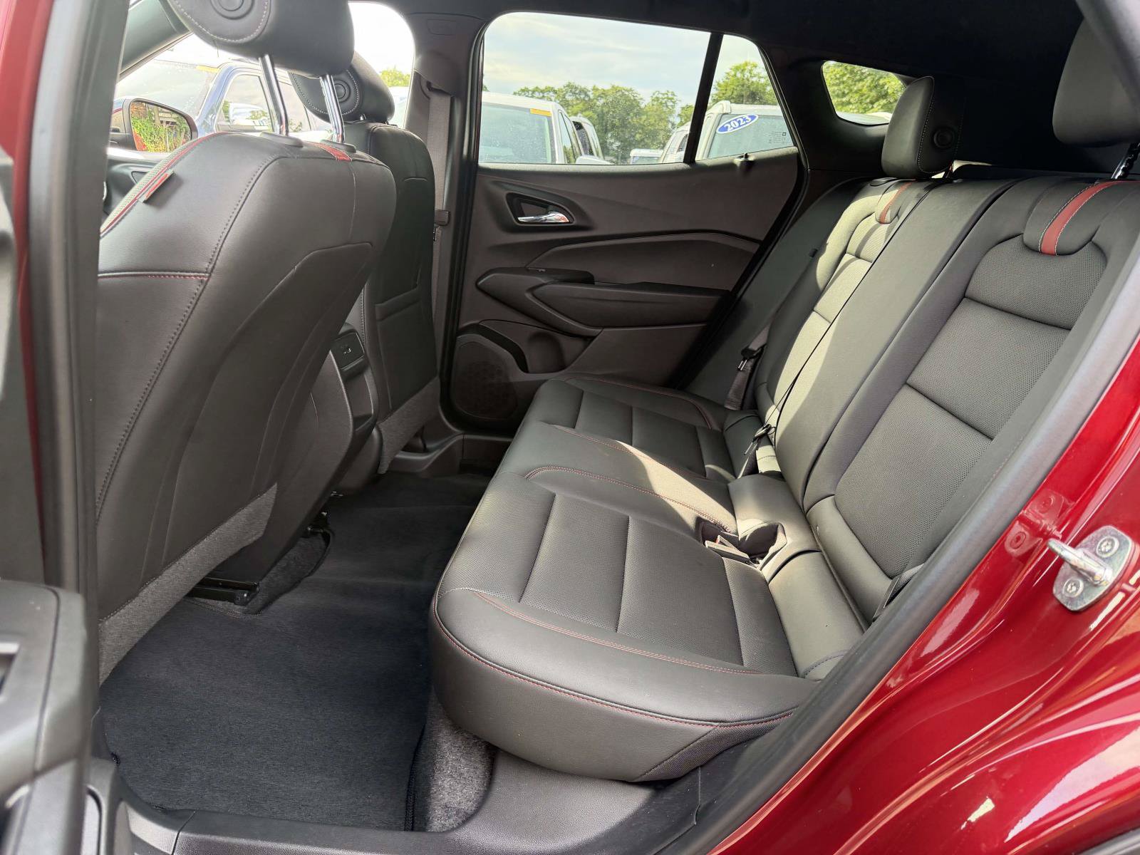 Used 2024 Chevrolet Trax RS w/ Driver Confidence Package FWD image 13