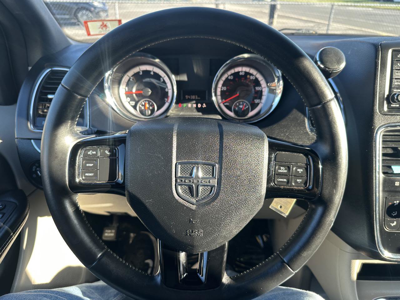 Used 2019 Dodge Grand Caravan SXT FWD image 11