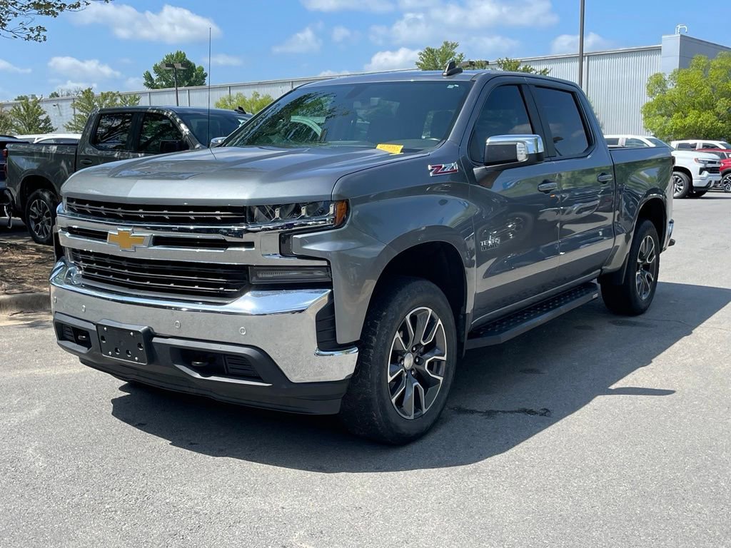 Used 2020 Chevrolet Silverado 1500 LT w/ Texas Edition AWD/4WD image 3