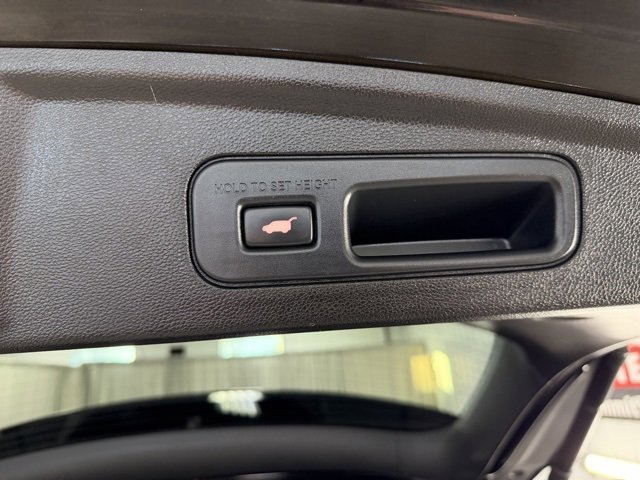 Used 2022 Acura MDX SH-AWD w/ Technology Package image 10