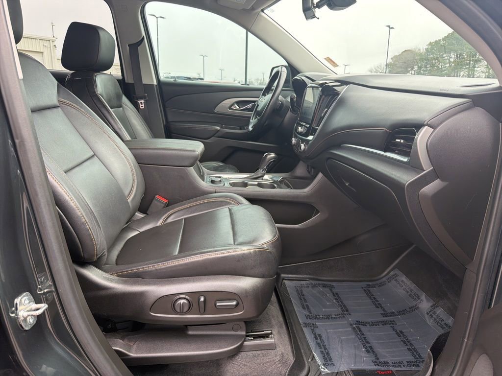 Used 2019 Chevrolet Traverse RS image 35