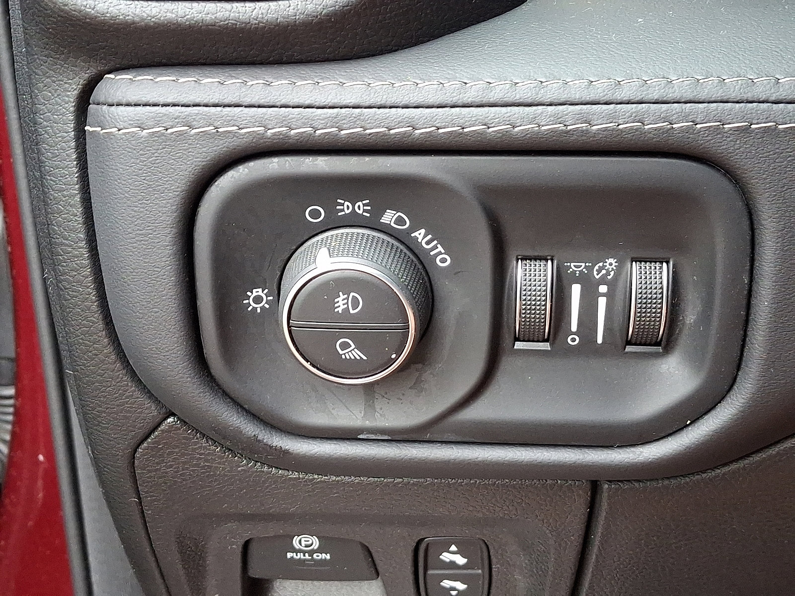 Certified 2021 RAM 1500 Limited image 28