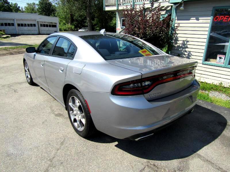 Used 2016 Dodge Charger SXT image 4