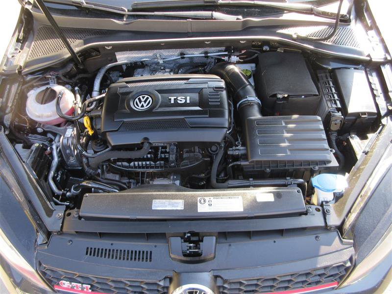 Used 2017 Volkswagen GTI Autobahn image 37