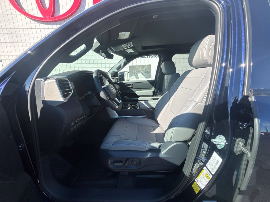 New 2026 Toyota Tundra Limited AWD/4WD image 4