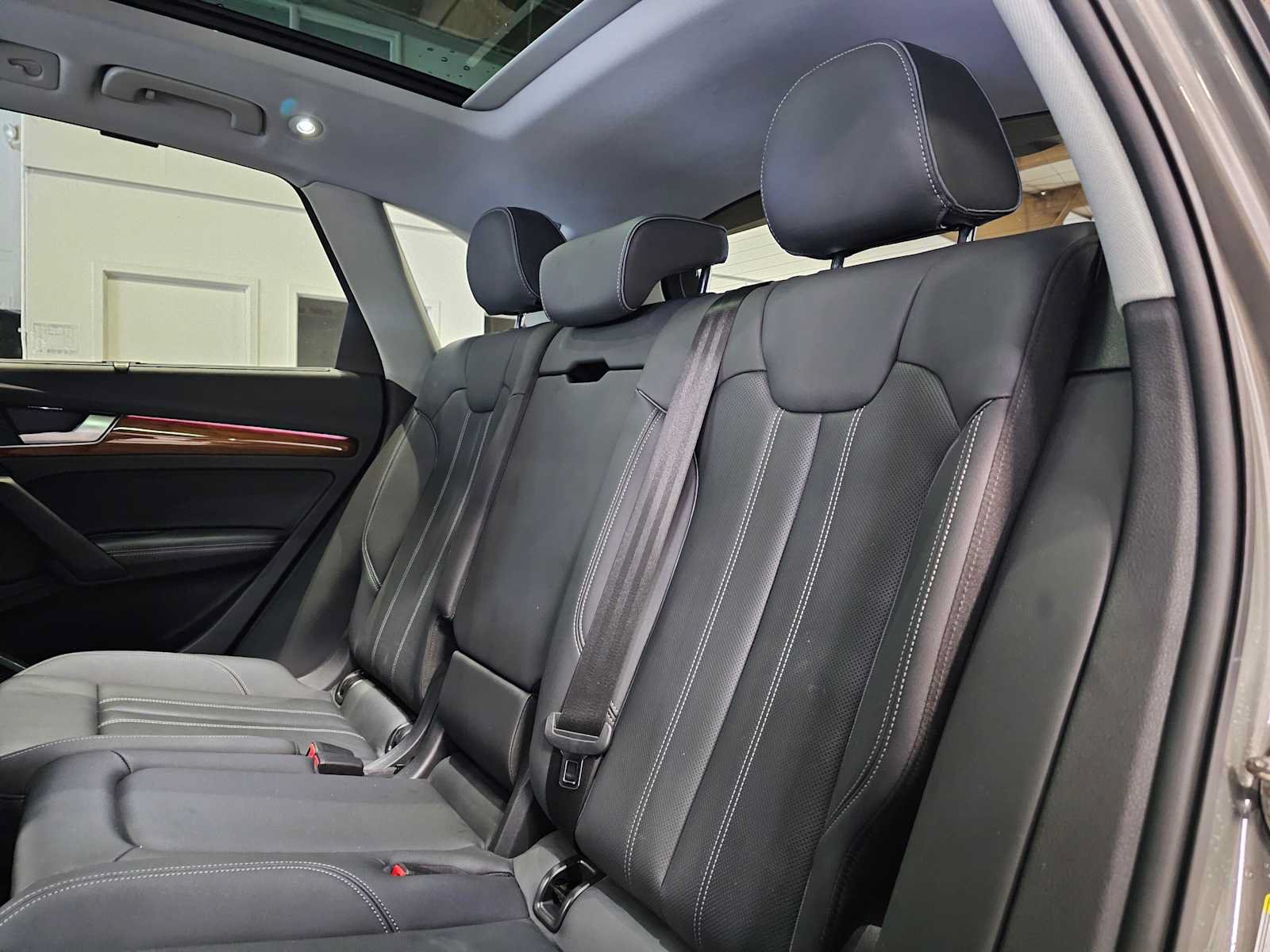 Used 2023 Audi Q5 2.0T Prestige w/ Prestige Package AWD/4WD image 18