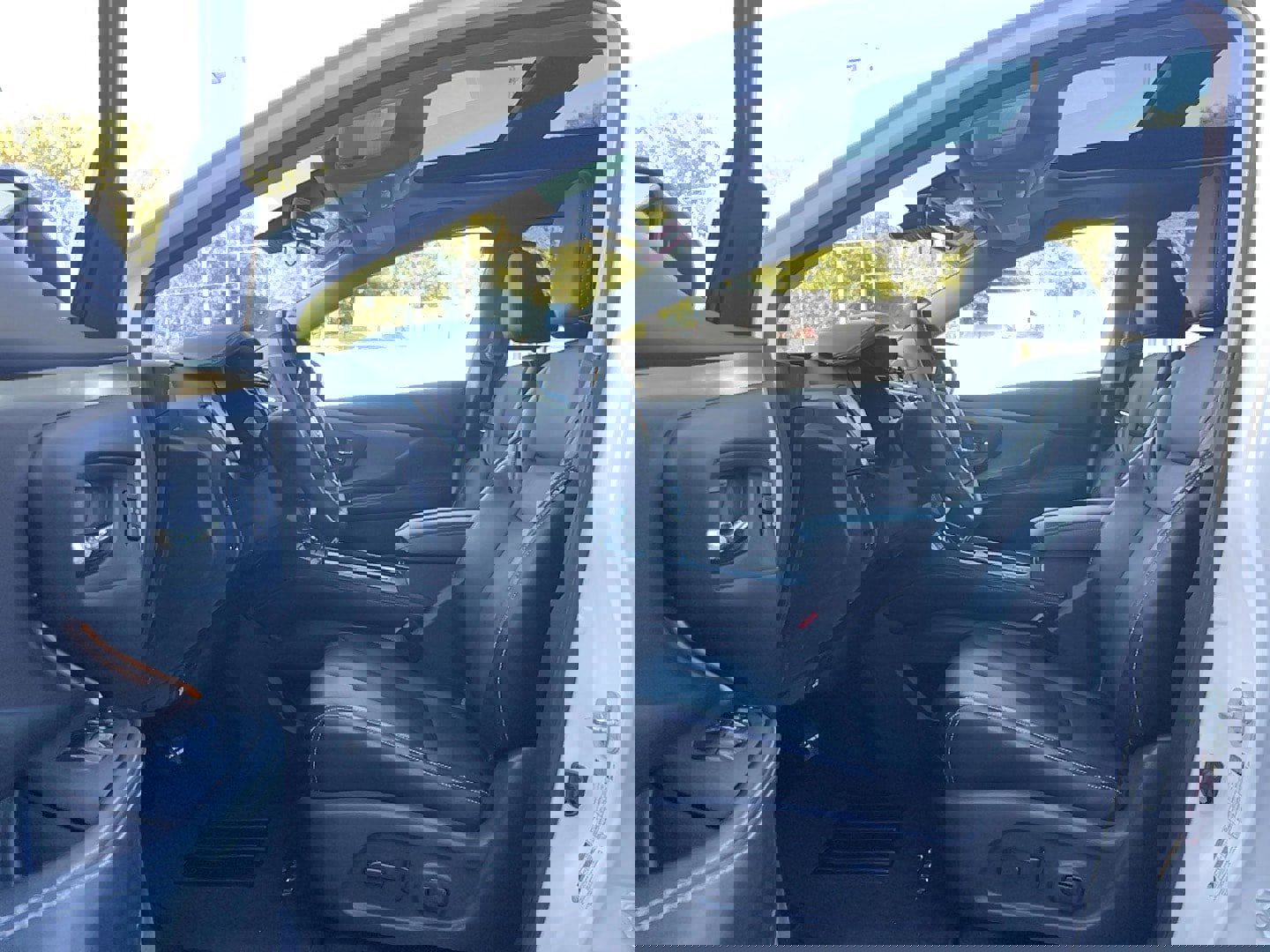 Used 2023 Nissan Murano SL w/ SL Moonroof Package image 9