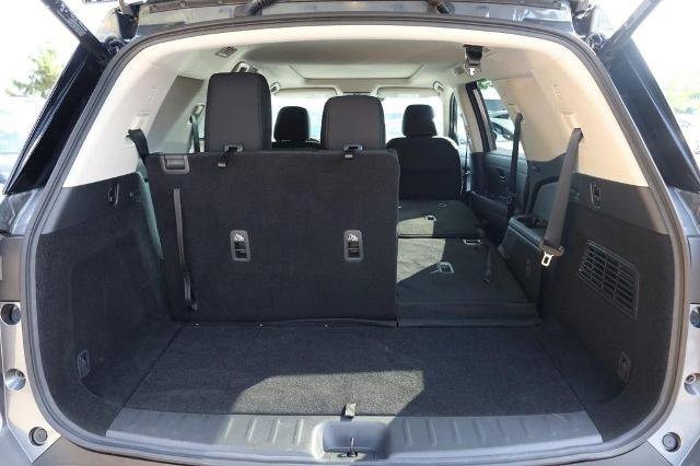 Certified 2025 Nissan Pathfinder SV w/ SV Premium Package FWD image 8