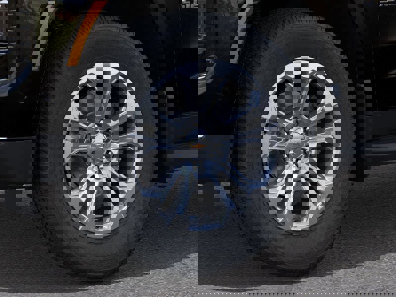 New 2025 Chevrolet Suburban LT w/ Comfort Package image 9