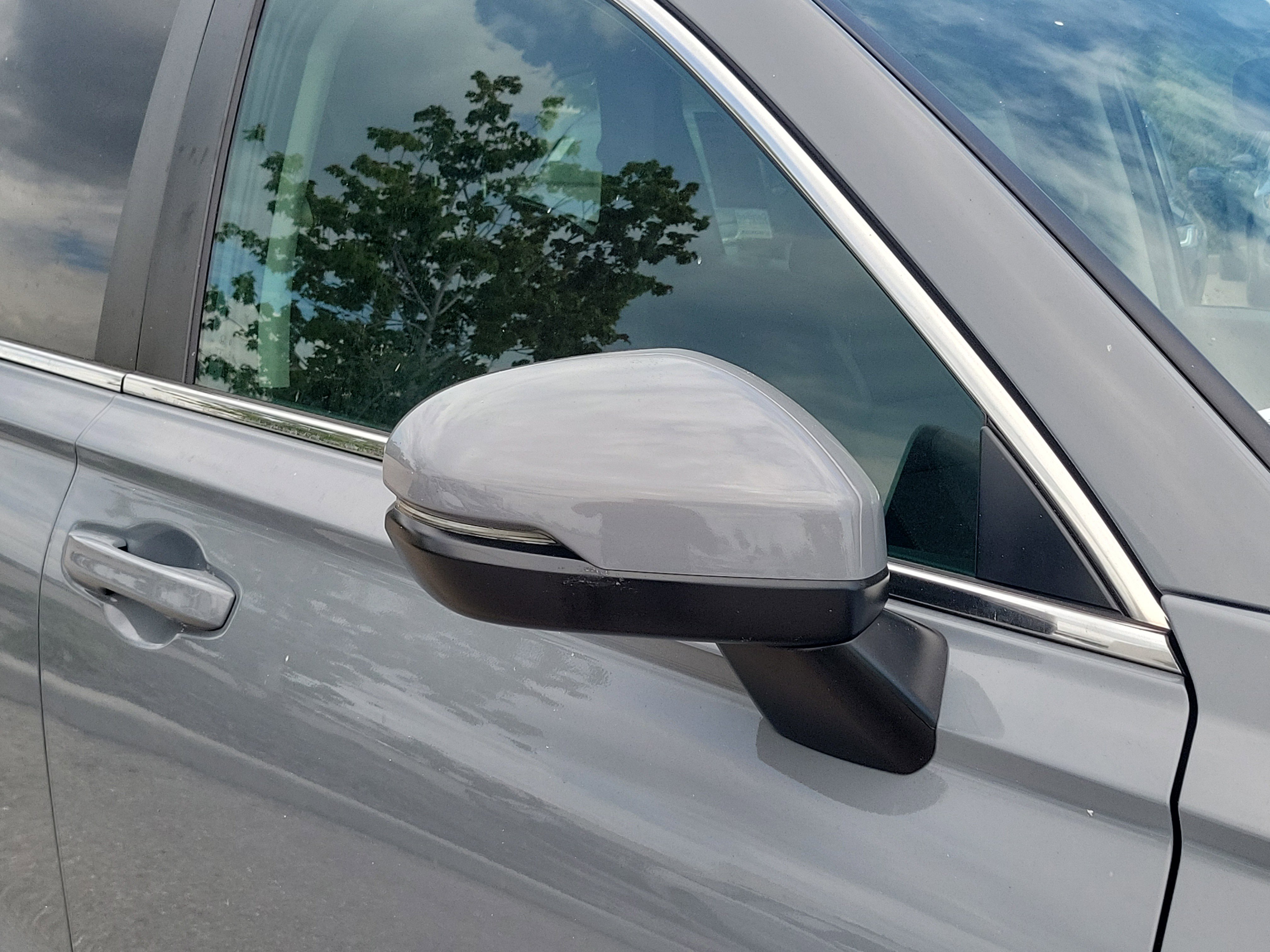 Used 2024 Honda CR-V EX image 8