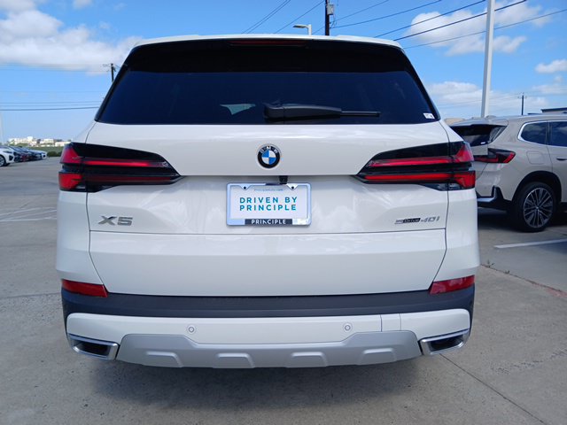 New 2026 BMW X5 sDrive40i w/ Climate Comfort Package RWD image 8