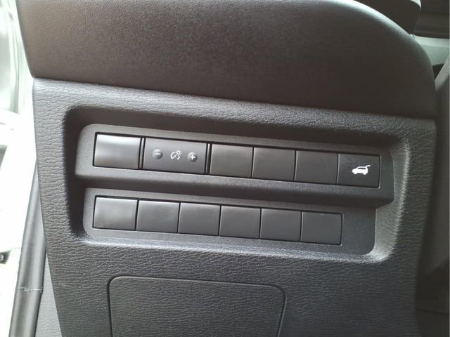 Used 2024 Mitsubishi Outlander SE image 15