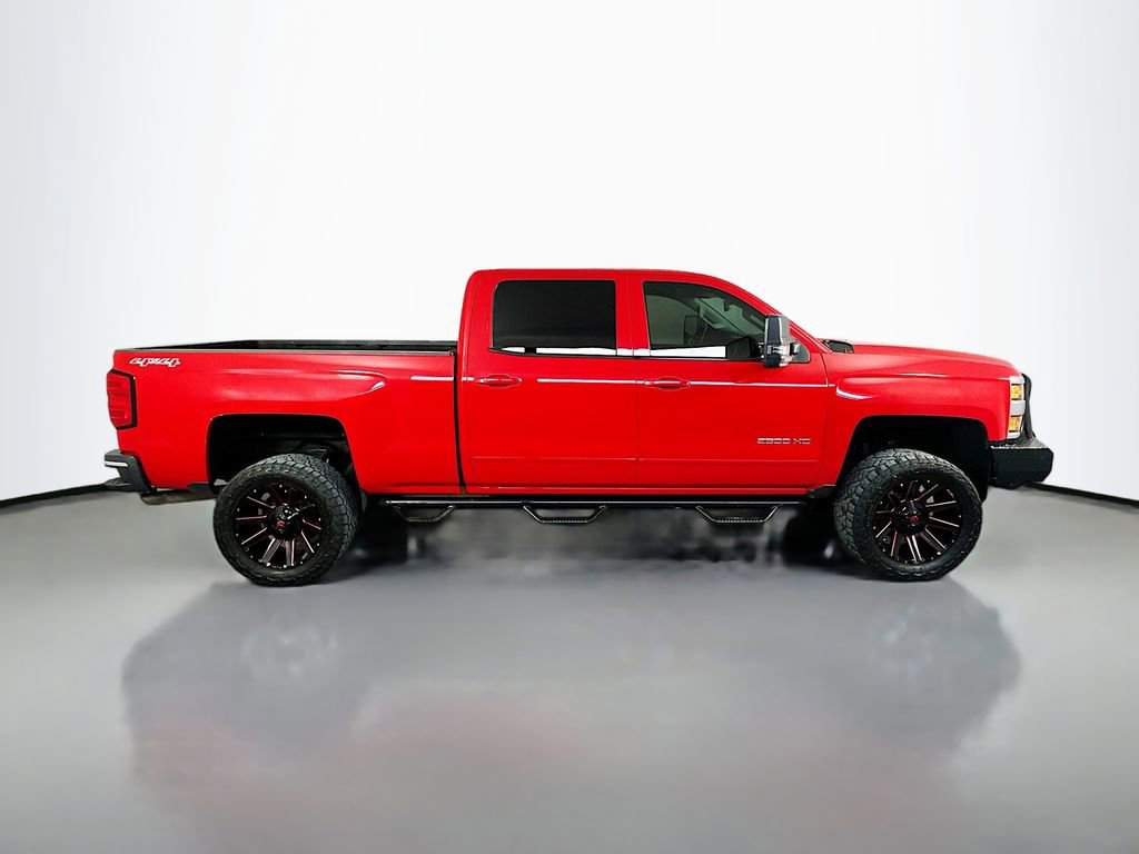 Used 2015 Chevrolet Silverado 2500 LT w/ LT Convenience Package AWD/4WD image 8