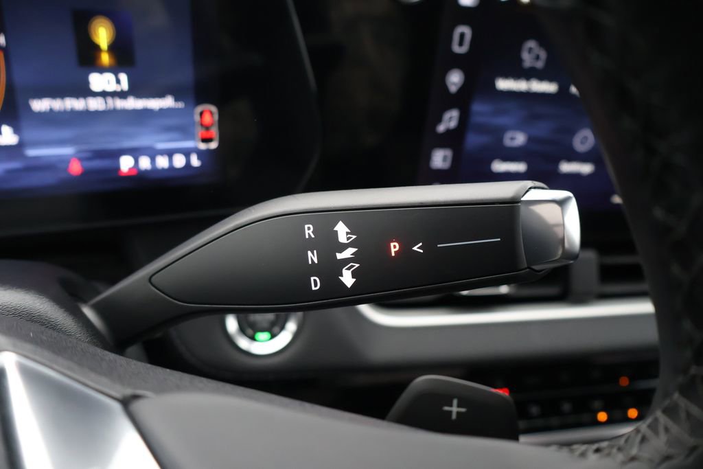 New 2026 Chevrolet Equinox LT w/ Convenience Package II image 23