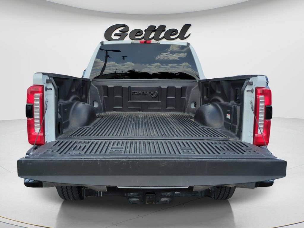 Used 2026 Ford F250 Lariat AWD/4WD image 11