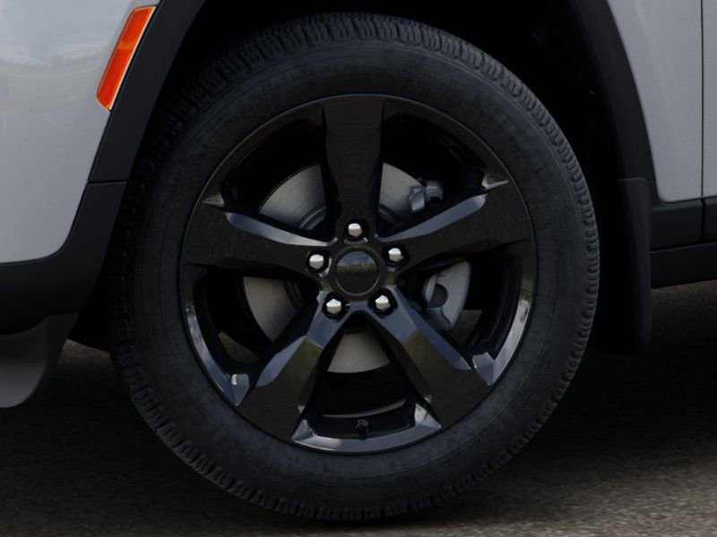 Used 2026 Jeep Grand Cherokee Limited image 8