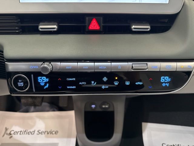 Used 2024 Hyundai Ioniq 5 Limited image 16