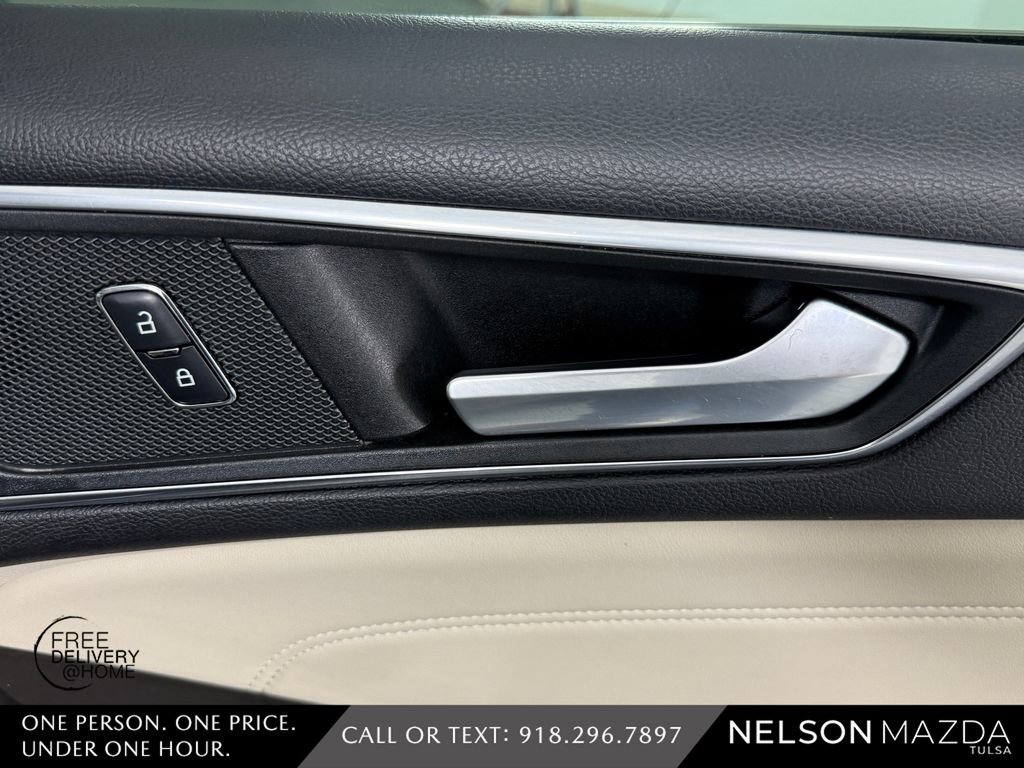 Used 2017 Ford Edge Titanium w/ Equipment Group 301A AWD/4WD image 48