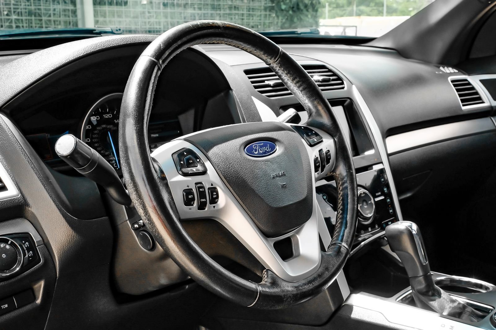 Used 2014 Ford Explorer Sport w/ Equipment Group 401A AWD/4WD image 14