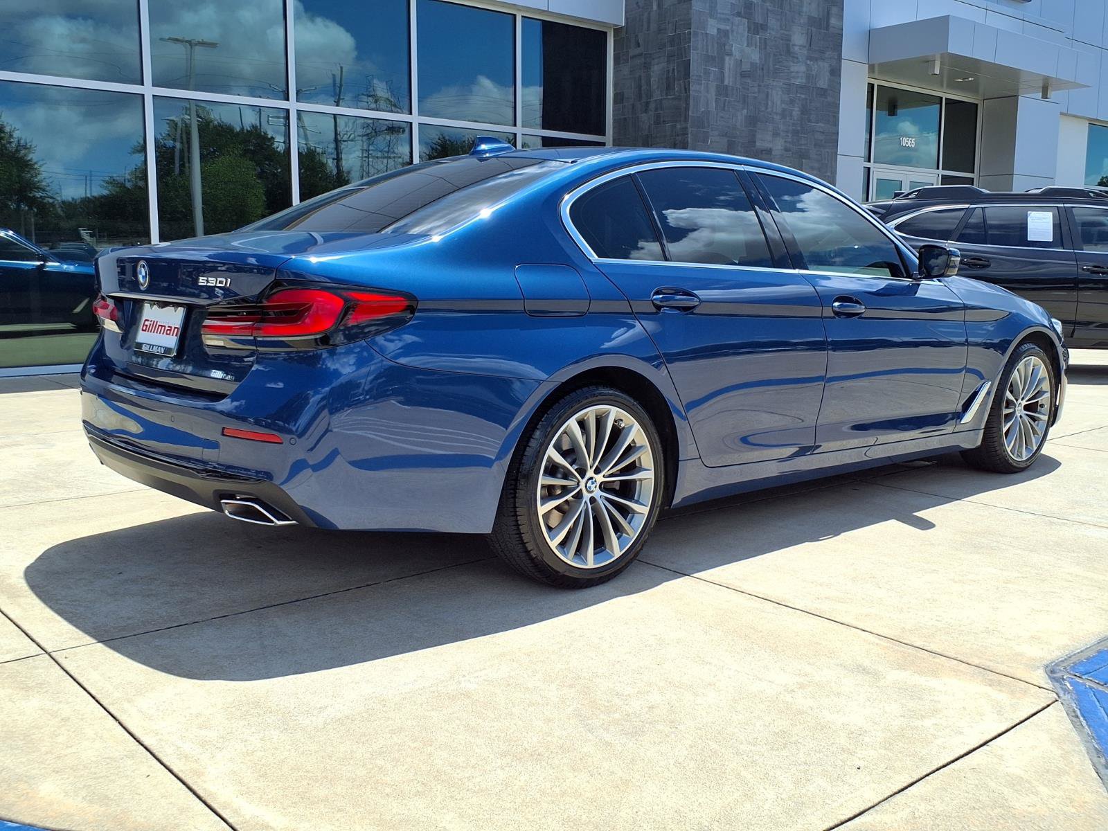 Used 2022 BMW 530i w/ Convenience Package RWD image 25