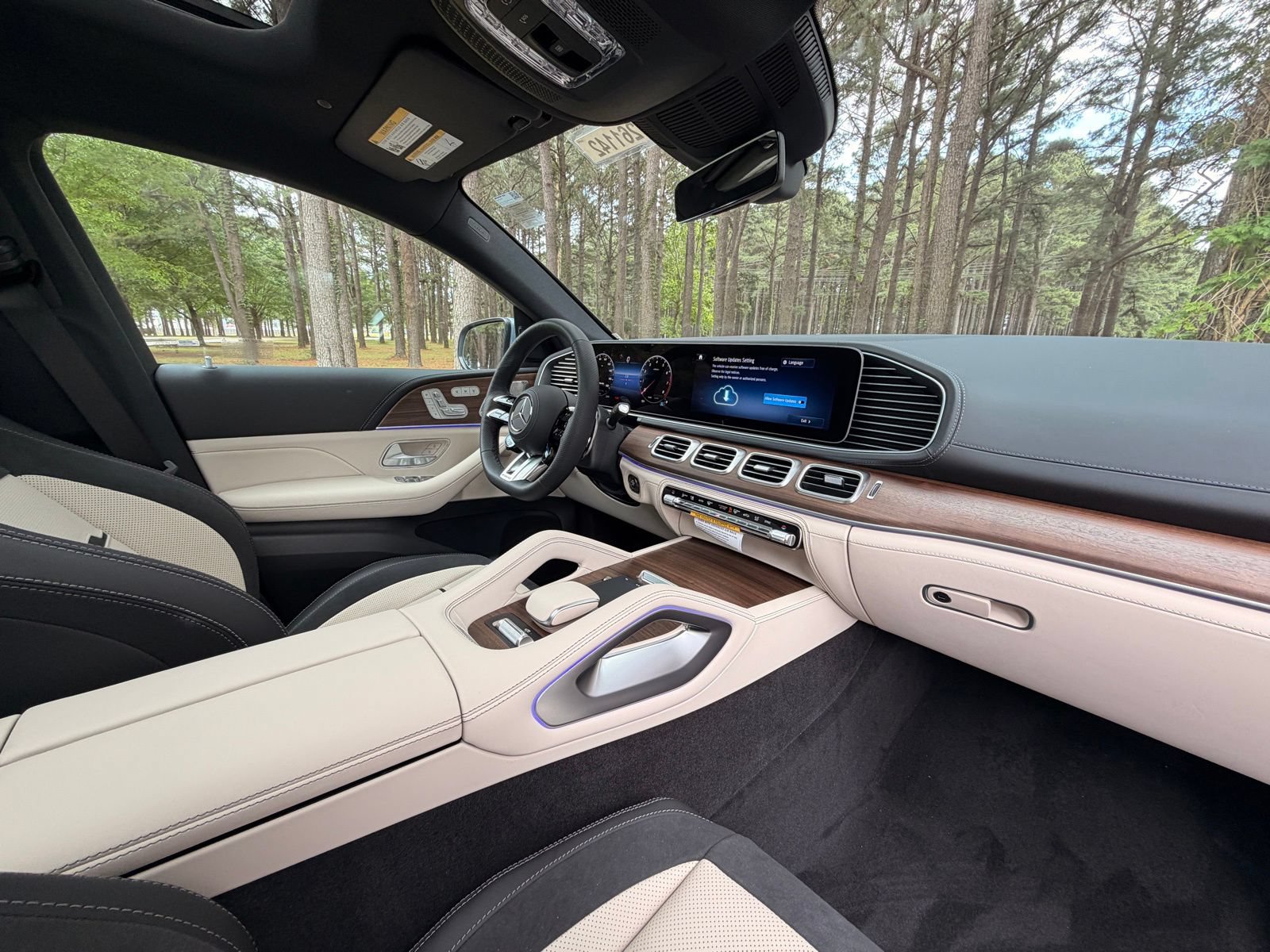 New 2026 Mercedes-Benz GLE 53 AMG 4MATIC Coupe image 19