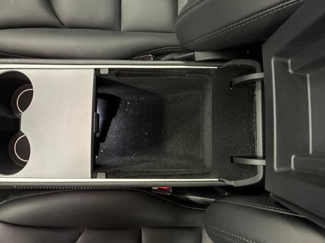 Used 2023 Tesla Model Y Long Range AWD/4WD image 26