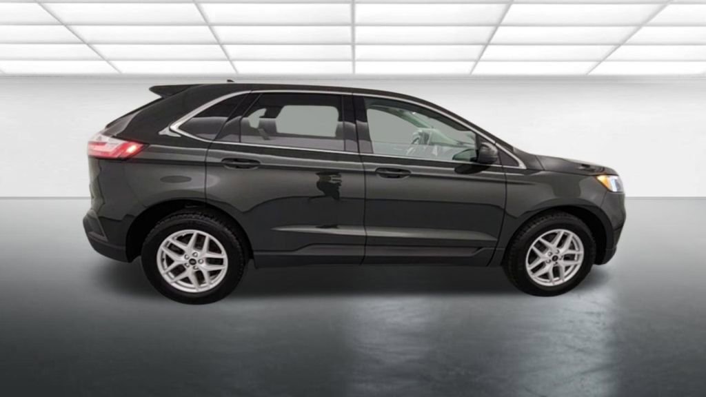 Certified 2024 Ford Edge SEL w/ Convenience Package AWD/4WD image 8