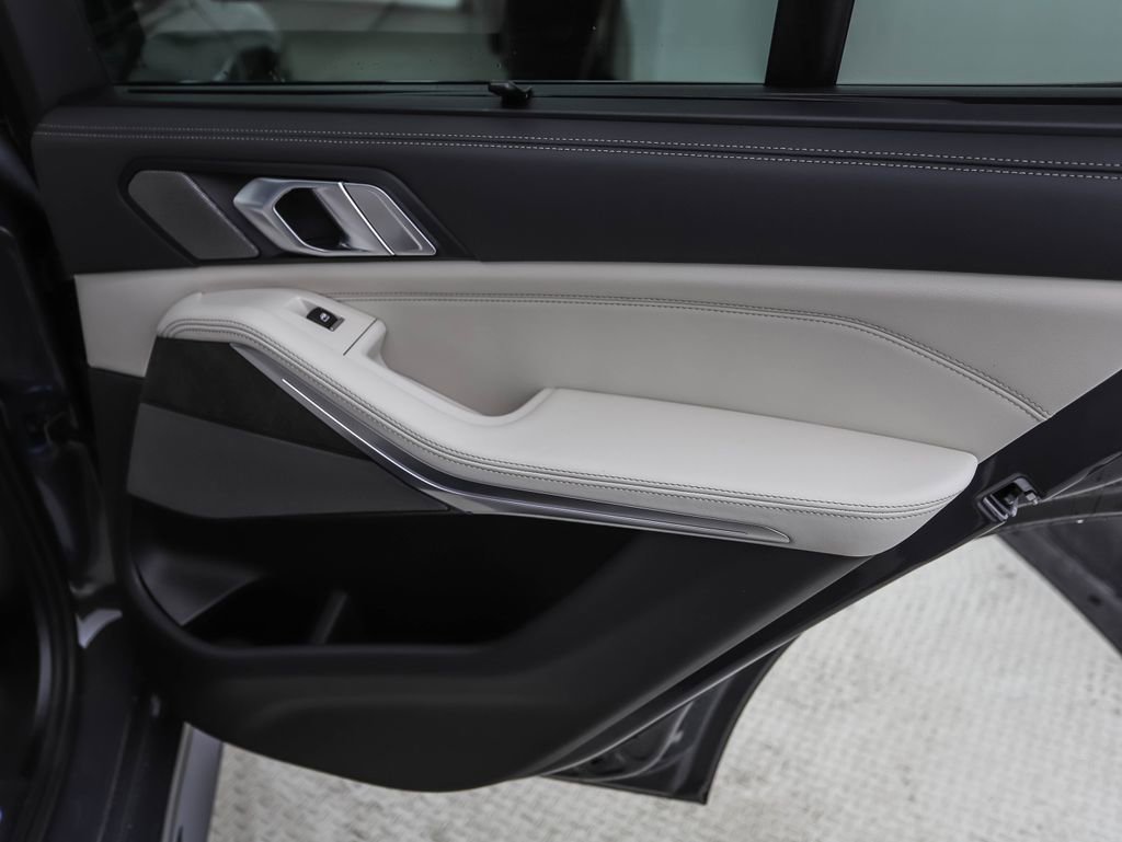New 2026 BMW X5 xDrive40i image 24