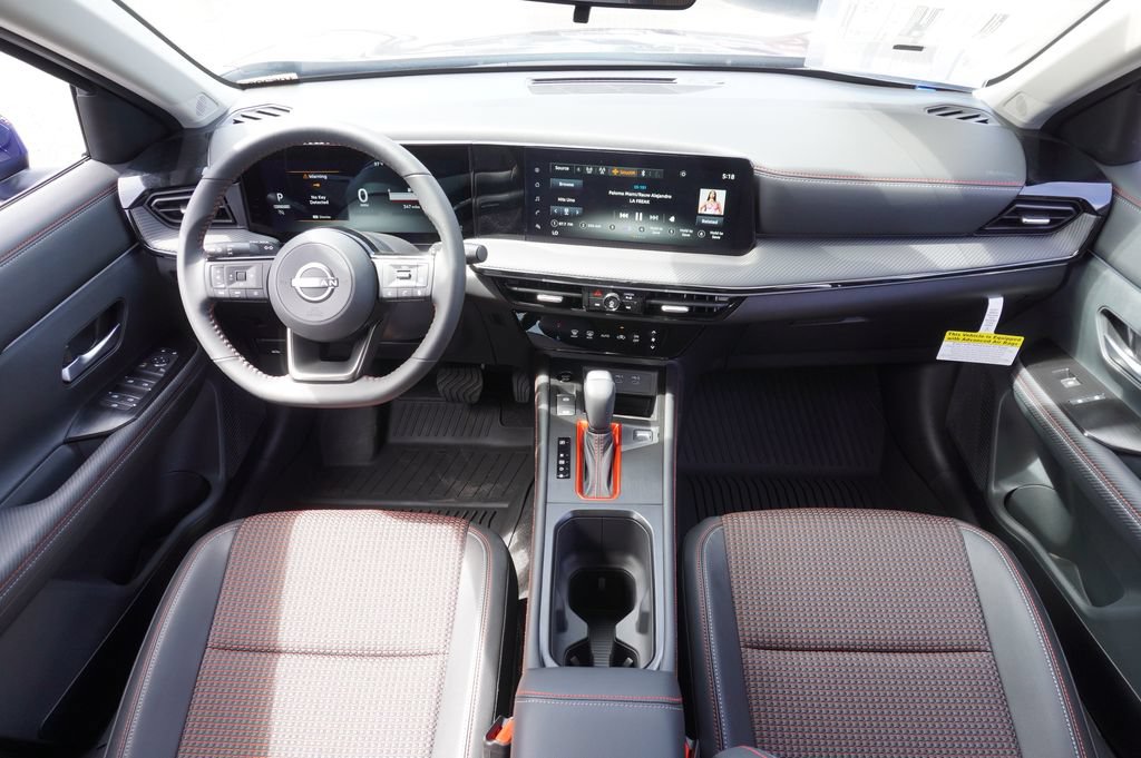 Certified 2025 Nissan Kicks SR w/ Illumination Package FWD image 11