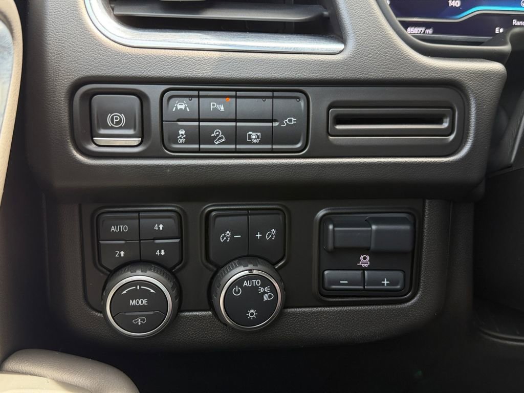 Used 2022 Chevrolet Tahoe Z71 w/ Off-Road Capability Package AWD/4WD image 19