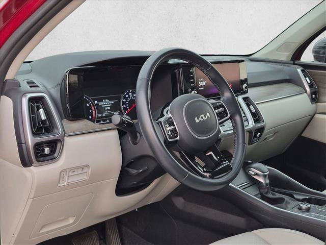 Used 2023 Kia Sorento S w/ Panoramic Sunroof Package AWD/4WD image 9