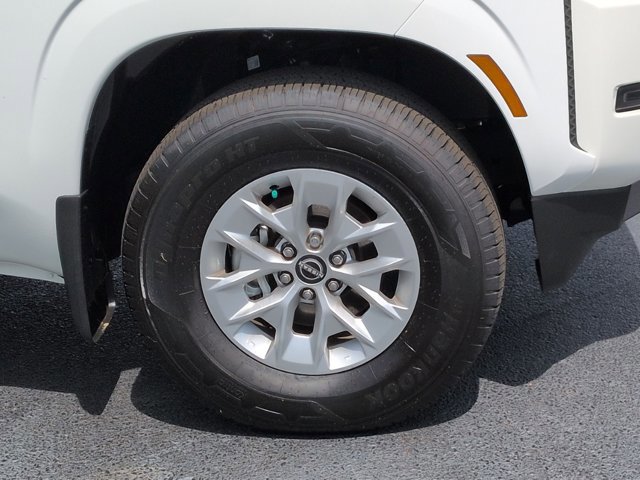 Certified 2024 Nissan Frontier SV w/ Technology Package RWD image 10