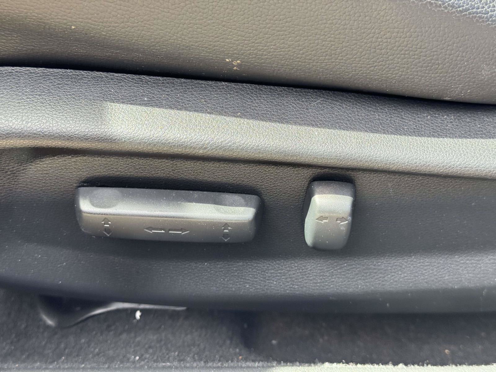 Used 2018 Honda Civic EX-L image 15