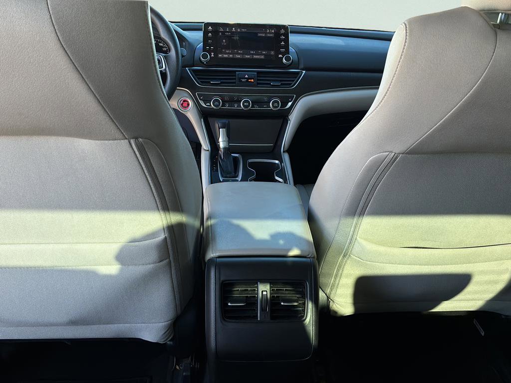 Used 2018 Honda Accord EX image 23