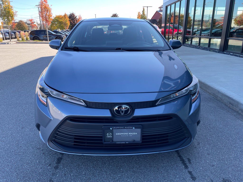 Used 2024 Toyota Corolla LE FWD image 2