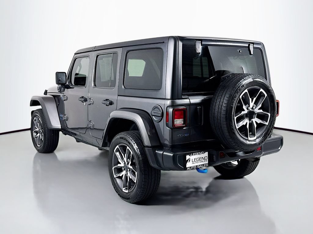 Used 2024 Jeep Wrangler Unlimited AWD/4WD image 7