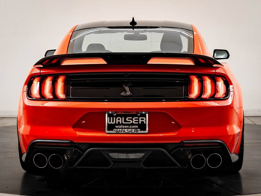 Used 2022 Ford Mustang Shelby GT500 w/ Technology Package RWD image 10