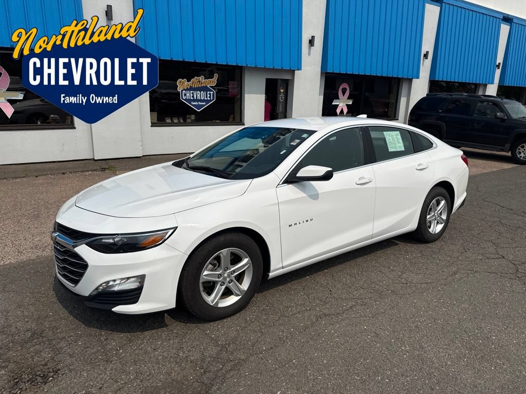 Used 2024 Chevrolet Malibu LT FWD image 1